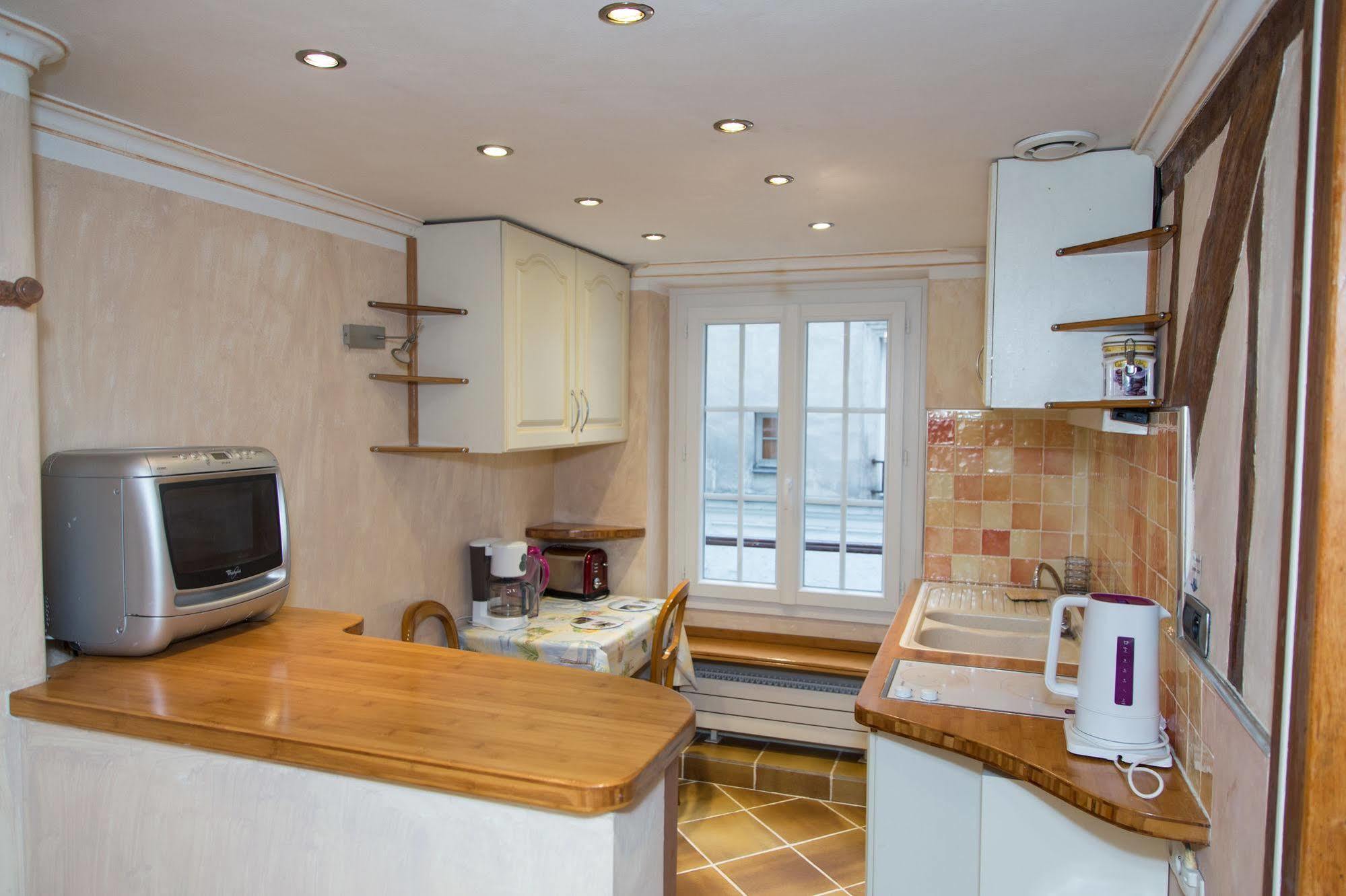 Saint Germain Des Pres Apartment Paris Exterior photo